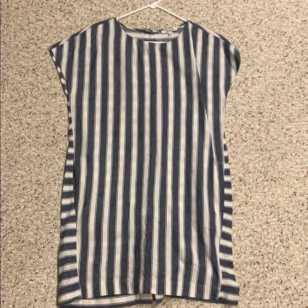 Madewell Linen dress with pockets!